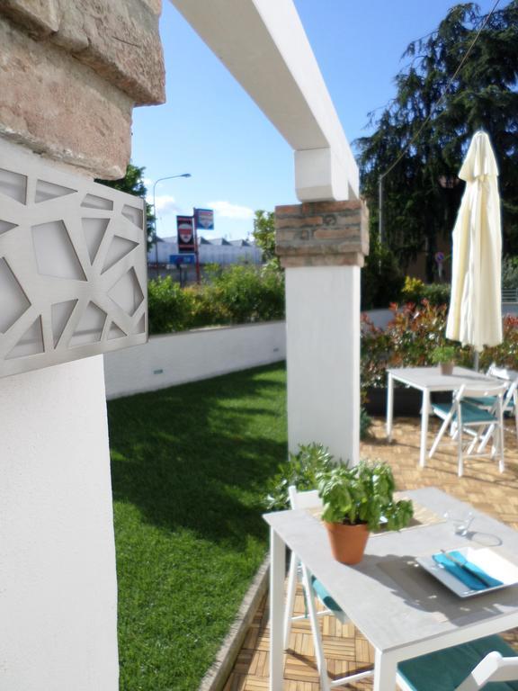 H5-5H Luxury Room Маранело Екстериор снимка