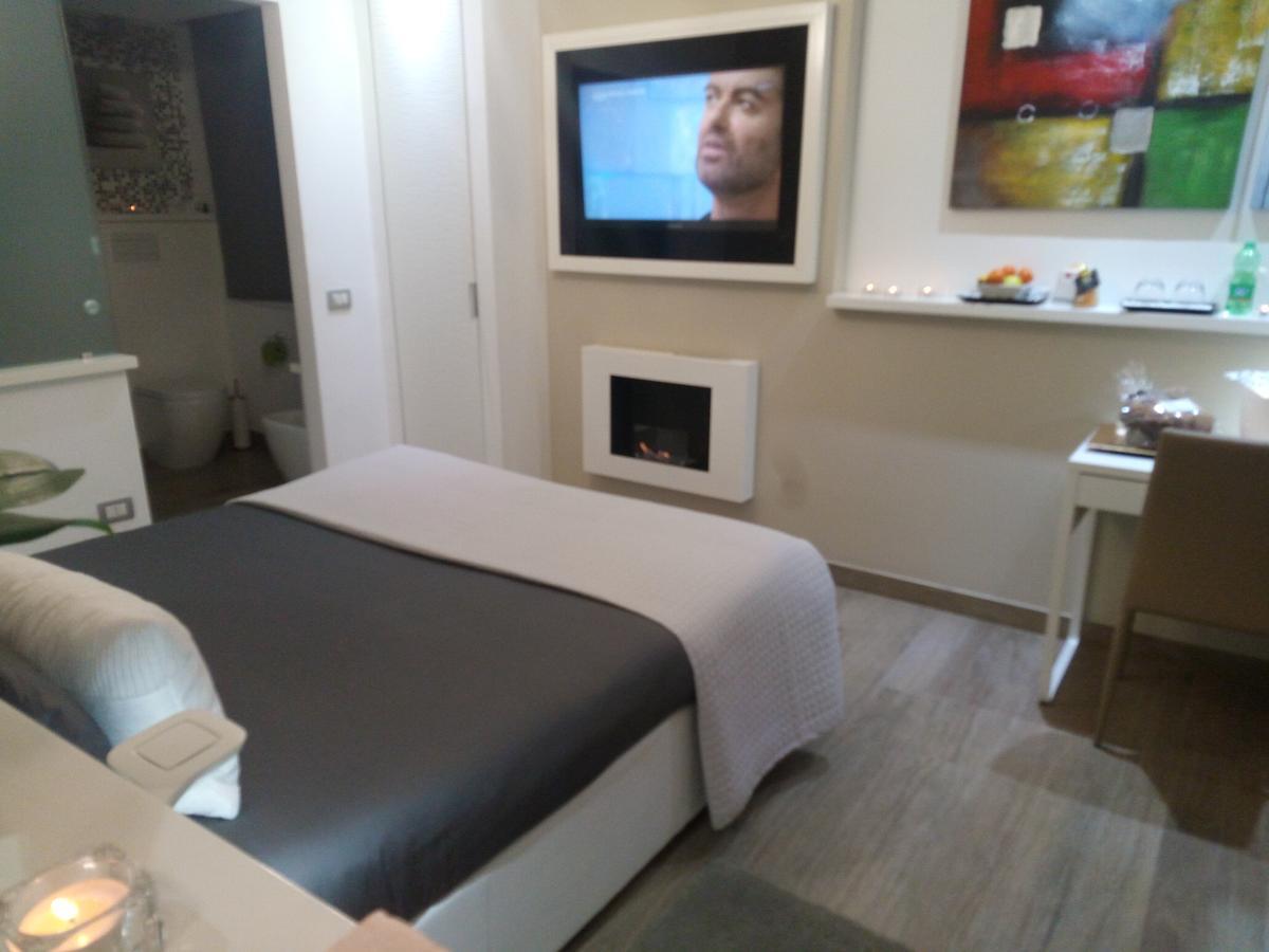 H5-5H Luxury Room Маранело Екстериор снимка